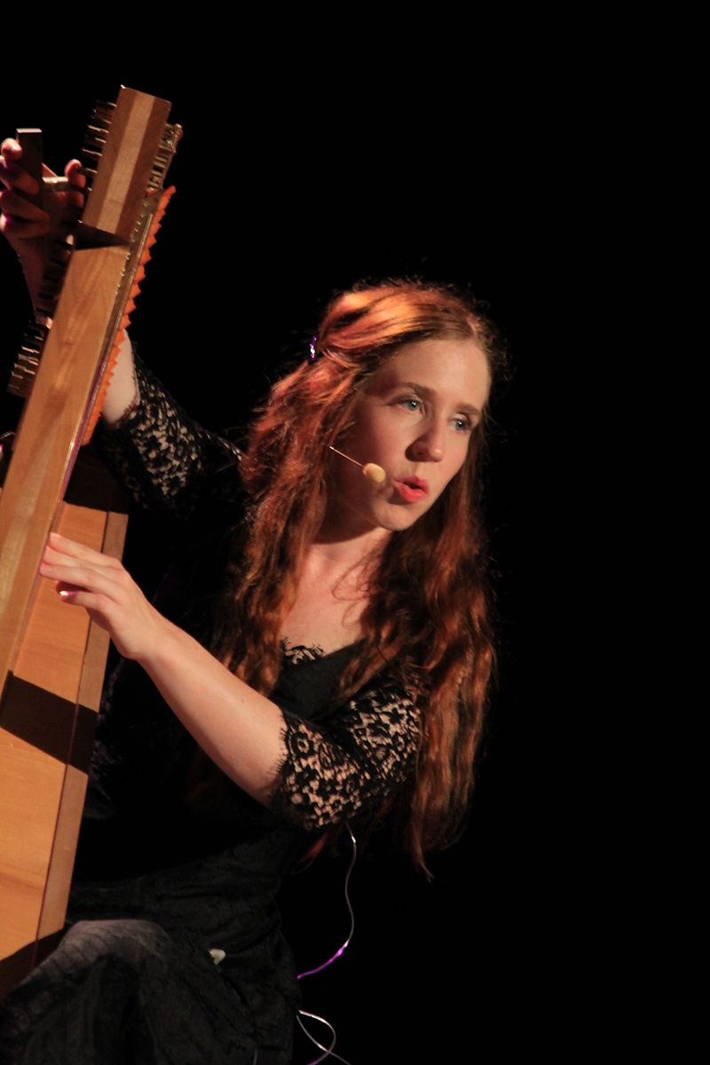 Cécile Corbel, harpiste et chanteuse, en concert à Plouzané