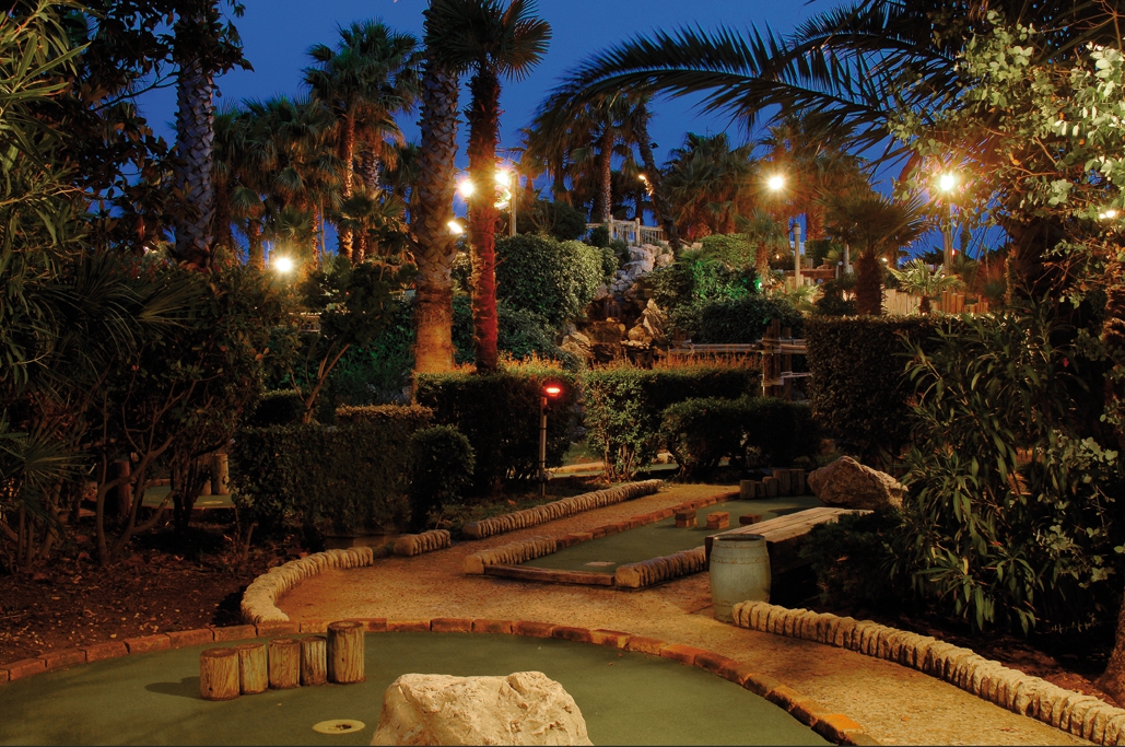 Mini golf