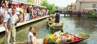 Marché flottant de L'Isle-sur-la-Sorgue