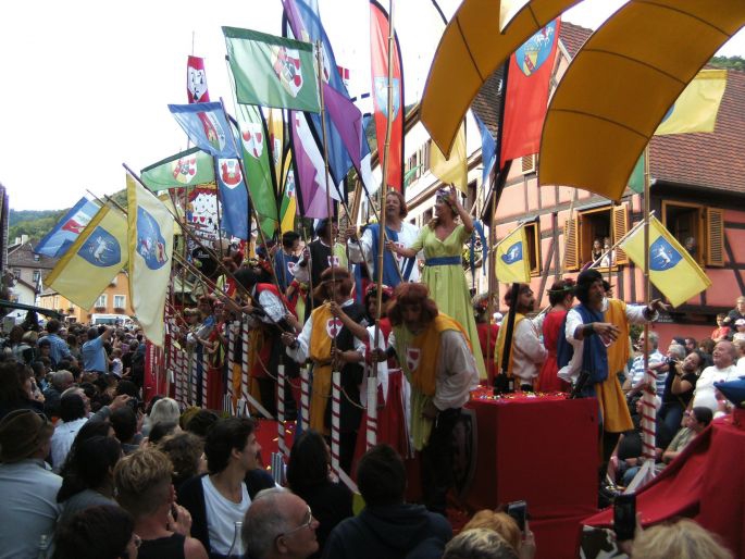 FETE DES MENETRIERS A ribeauvillé(`68)