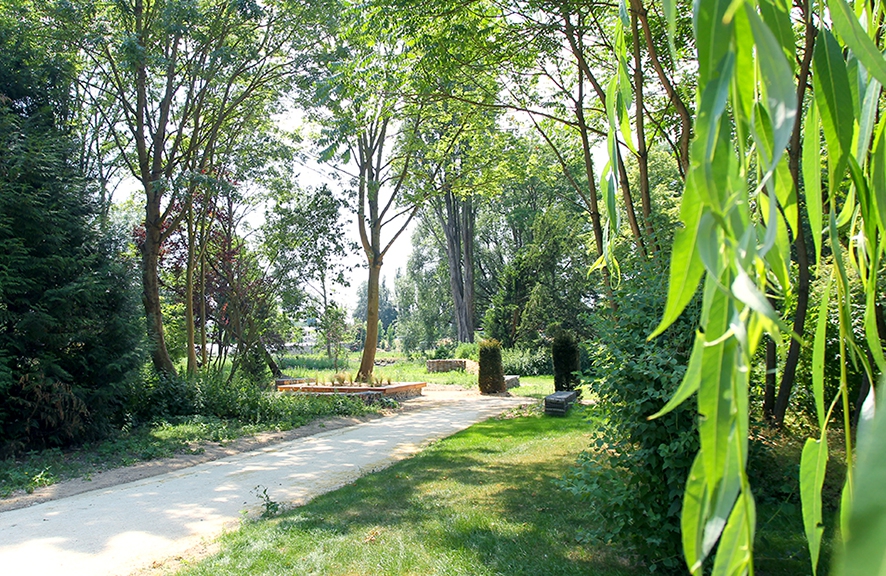 Marche le long de la coulée verte