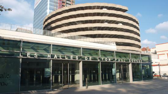 Une journée aux halles Bocuse