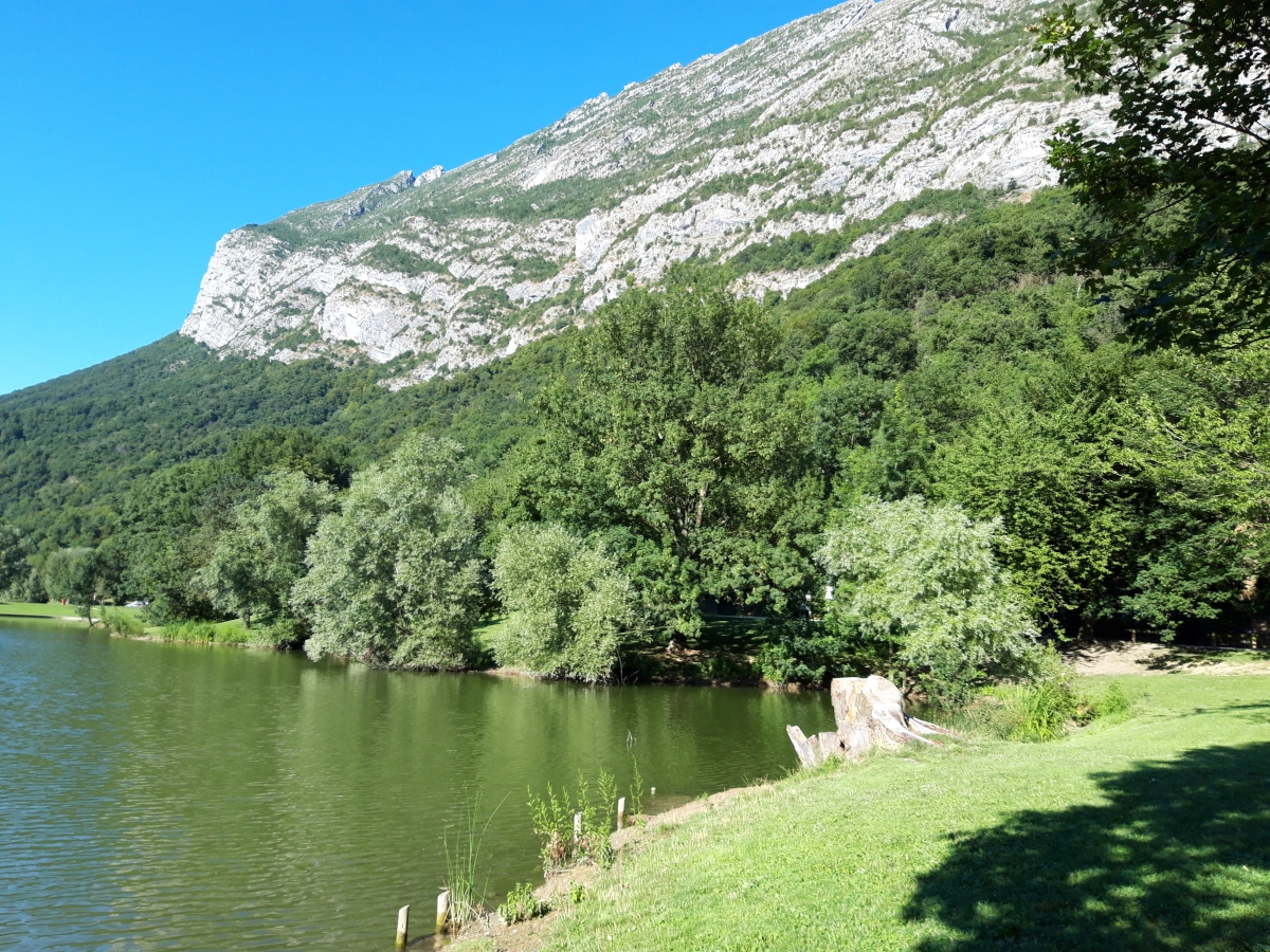 PIC NIC - LAC DE FIANCEY ST EGREVE