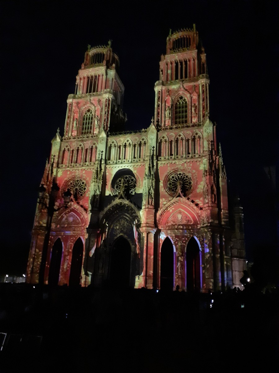 Son et lumière de Noel sur la cathédrale