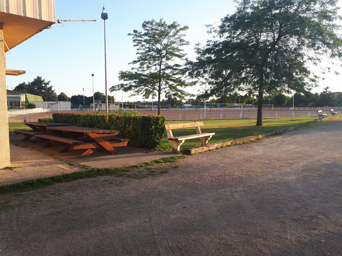 BBQ et activités de plein air à Paray-Vieille-Poste