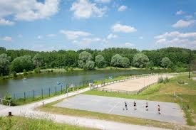 Pétanque , Jeu de quille , jeux divers à Raismes