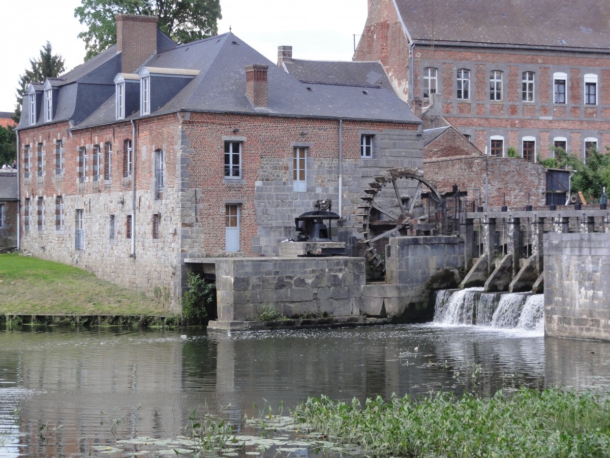 Marche à Maroilles plus repas aux caves de  l'abbaye avec la tarte au Maroilles