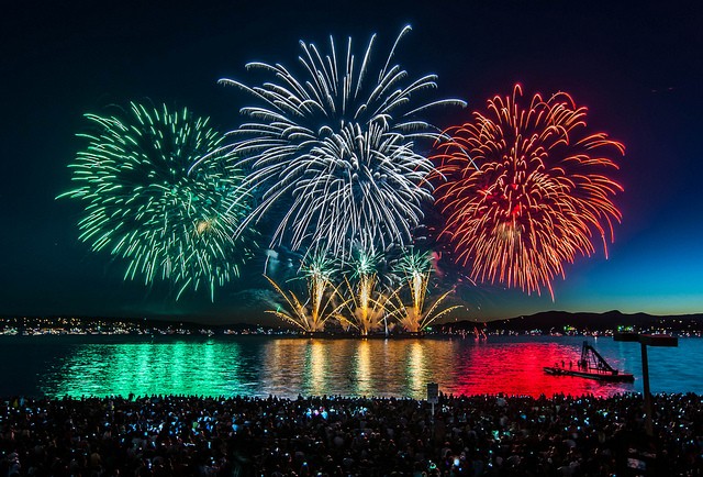 FEU D'ARTIFICE SAINT LOUIS