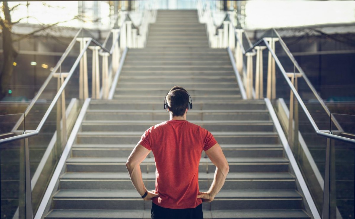 Challenge cardio = monter 50 marches d'escalier par jour