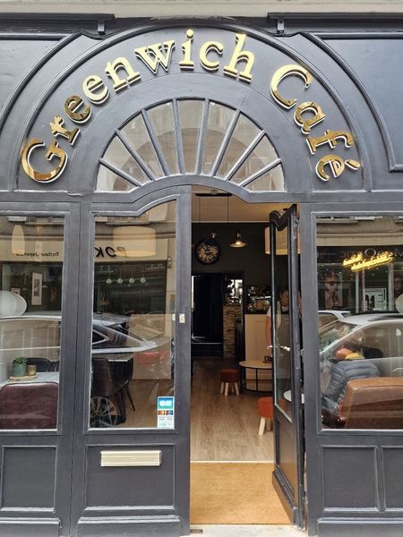 Greenwich café